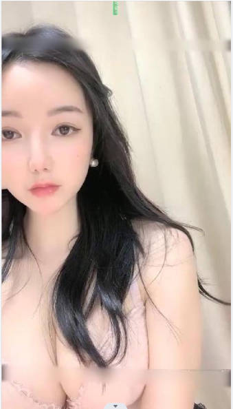 白小纯纯纯纯高颜值甜美妹子性感诱惑，单腿网袜近距离特写揉搓粉穴翘起屁股